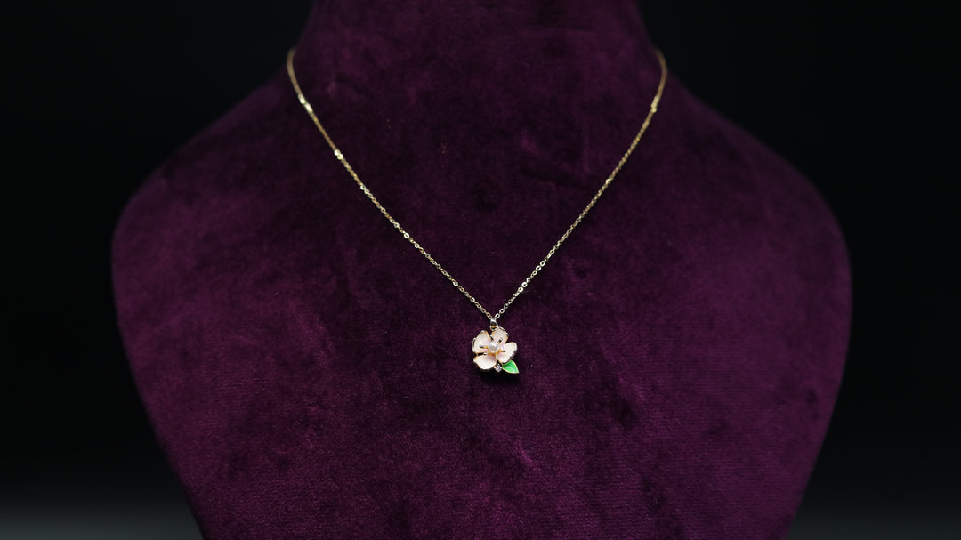 NYSHA CHAIN PENDANT SET