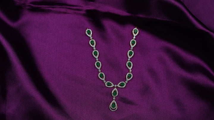 ANUSHI SHORT NECKLACE