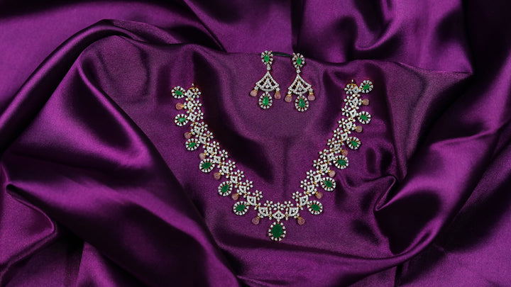 ESHITHA SHORT NECKLACE