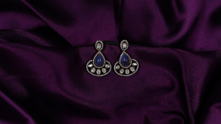 ESHANI SHORT NECKLACE