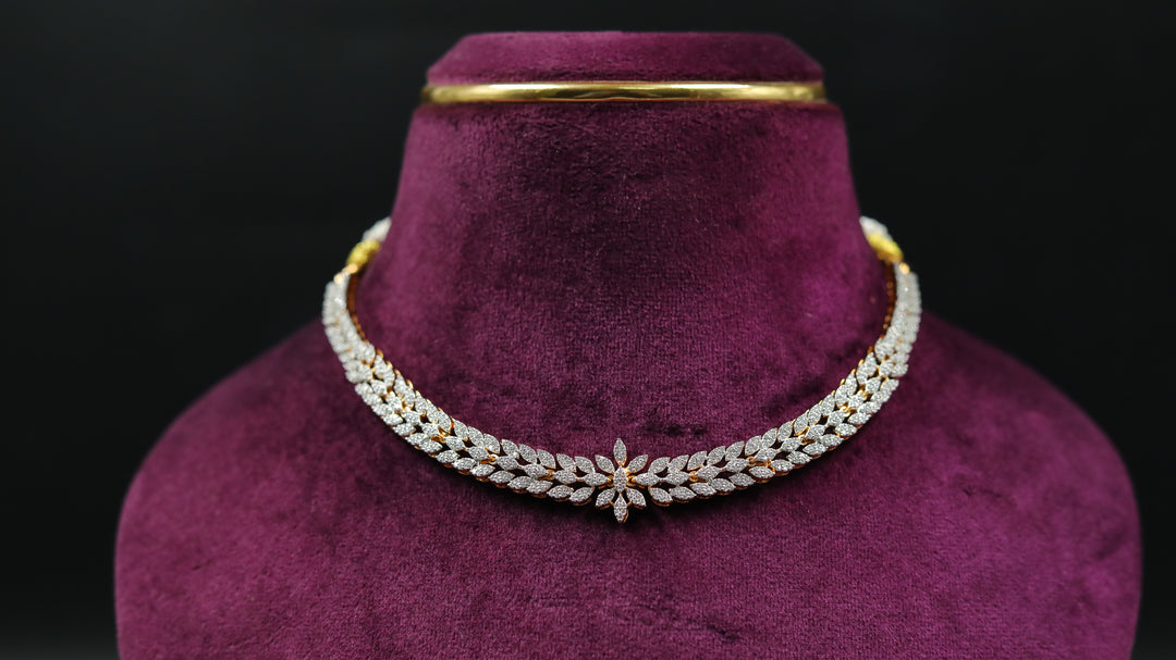 VISHAKA SHORT NECKLACE