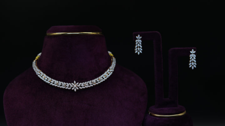 VISHAKA SHORT NECKLACE