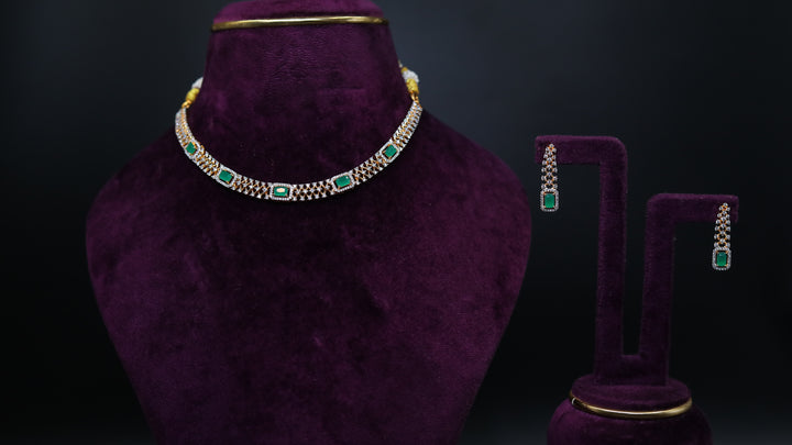 DARYA SHORT NECKLACE