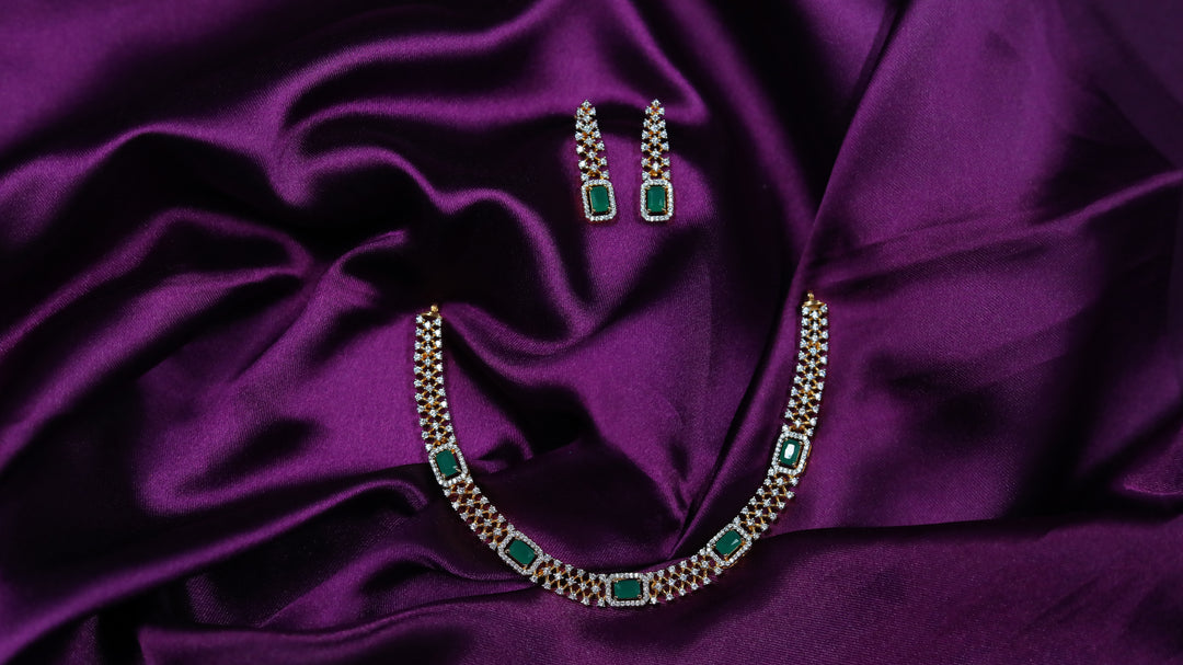 DARYA SHORT NECKLACE