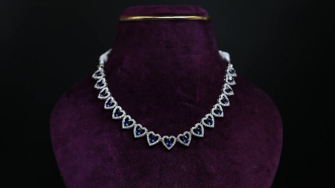 AMORA SHORT NECKLACE