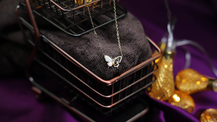 TITALEE CHAIN PENDANT