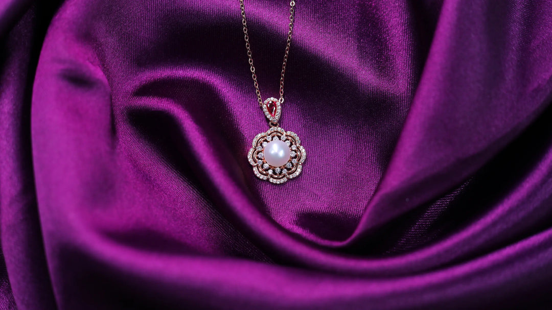 SHEENA CHAIN PENDANT