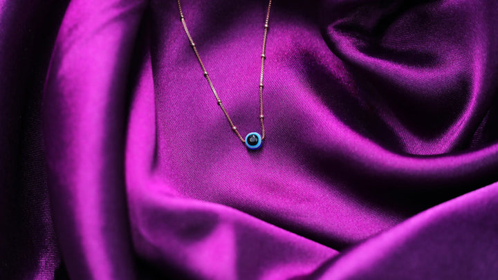 SWANIN CHAIN PENDANT