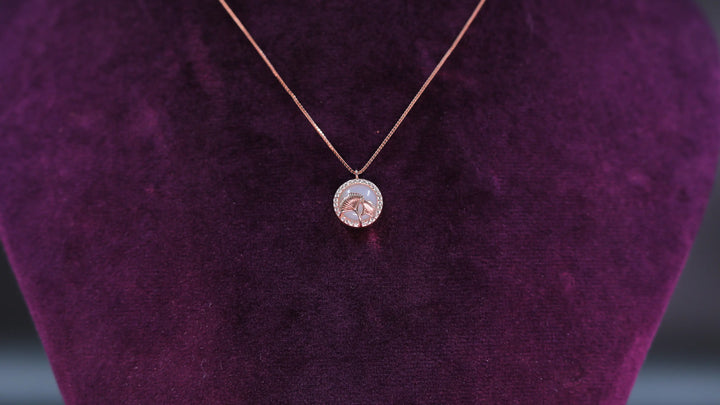 TONA CHAIN PENDANT