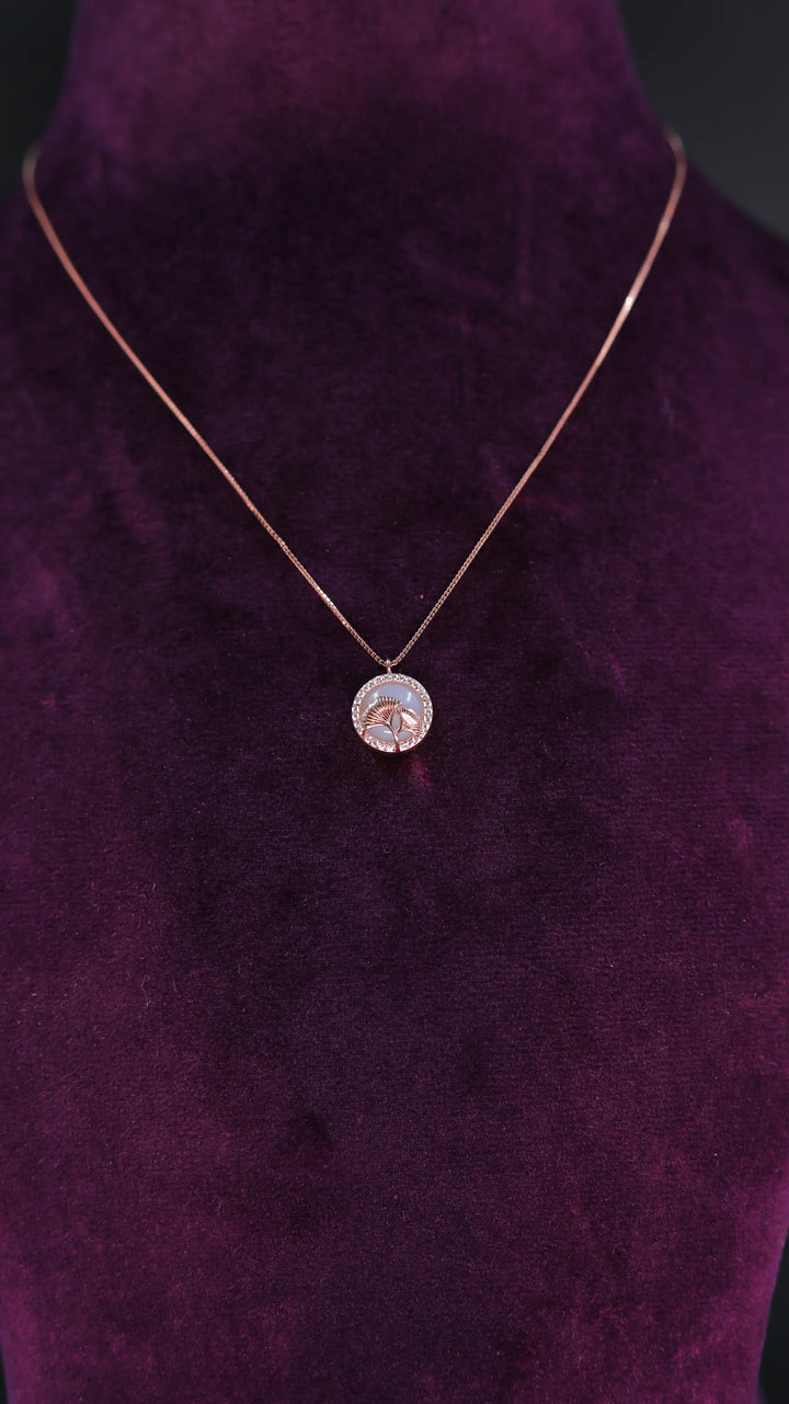 TONA CHAIN PENDANT