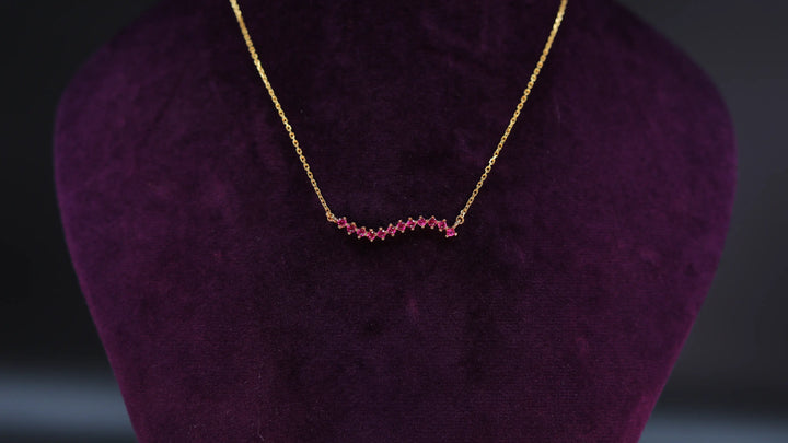 NIVA CHAIN PENDANT