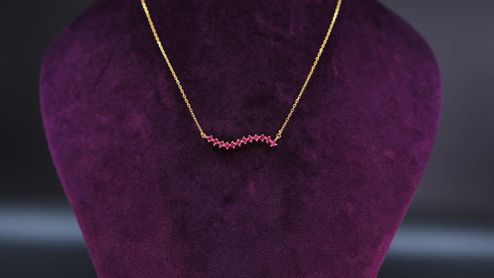 NIVA CHAIN PENDANT