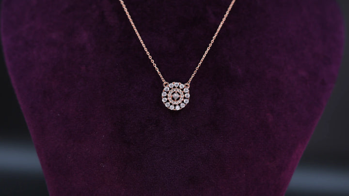 LUSHRA CHAIN PENDANT